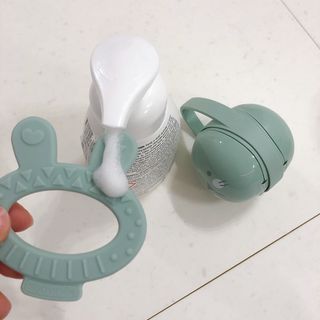 에티튜드 천연 젖병세정제 무향 아토베이비 폼타입 (295ml) 천연 친환경 비건 — 5점을 준 리뷰어가 2022년 8월 올린 사용 사진
