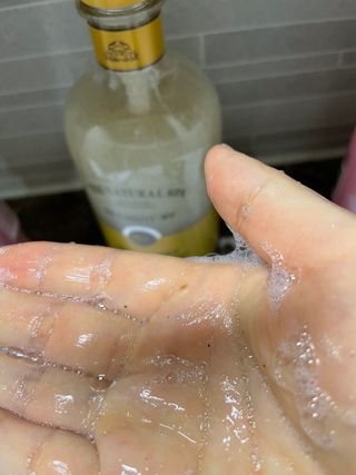 벨먼 내추럴스파 수분광채 스크럽 바디워시 600ml 5종 — 5점을 준 리뷰어가 2022년 5월 올린 사용 사진