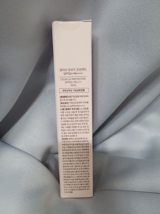 프리마인 선크림만 바꿨을 뿐인데 매일 물 2L챙겨먹고 기초케어 완벽하게 한 물빛피부 완성,셀라브UV프로텍터 — 4점을 준 리뷰어가 2023년 7월 올린 사용 사진