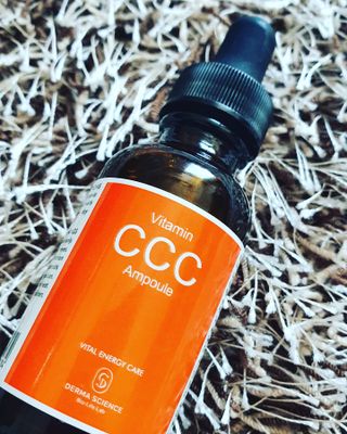 더마 사이언스 비타민 CCC 앰플 기미 브라이트닝 세럼 30ml — 5점을 준 리뷰어가 2021년 8월 올린 사용 사진