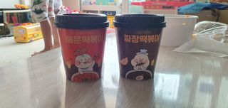 유비쿡 컵떡볶이 매운컵떡볶이2개/ 짜장컵떡볶이 2개  총 4개세트 — 5점을 준 리뷰어가 2021년 6월 올린 사용 사진