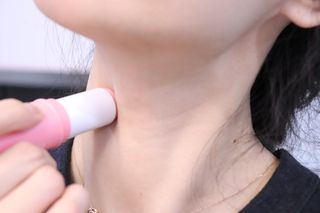 스킨큐어 산다화 카멜리아 안티 링클 멀티밤 — 5점을 준 리뷰어가 2022년 1월 올린 사용 사진