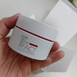The Fact 더 팩트 내추럴 에스에프엔 에이틴 시니어 크림 — 5점을 준 리뷰어가 2021년 4월 올린 사용 사진