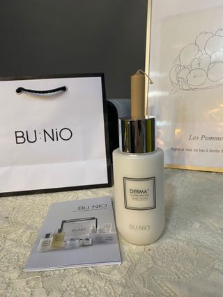 뷰니오 더마플러스 카밍 에멀전200ml — 5점을 준 리뷰어가 2020년 12월 올린 사용 사진