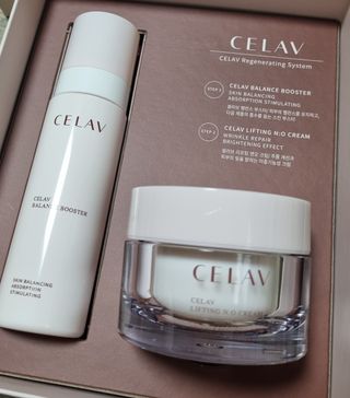 프리마인 바르기만 하면 철벽 스킨케어+24시간 마스크팩 효과. 셀라브 리제너레이팅 시스템 부스터+크림 세트 — 5점을 준 리뷰어가 2023년 6월 올린 사용 사진