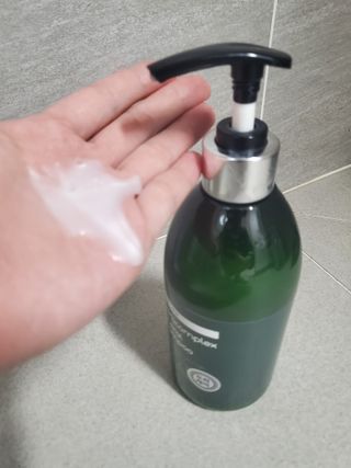 주식회사 에이징 하이드로컴플렉스 미네랄 샴푸 — 5점을 준 리뷰어가 2022년 11월 올린 사용 사진