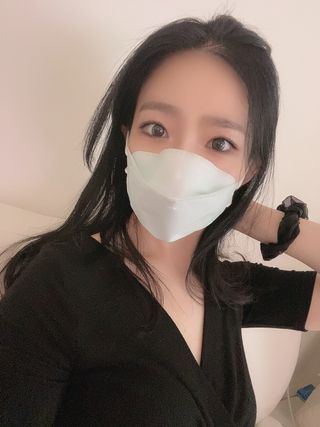 [이지아 마스크] 애니가드 더솔루션마스크 KF80 대형 컬러 4종 — 5점을 준 리뷰어가 2021년 7월 올린 사용 사진