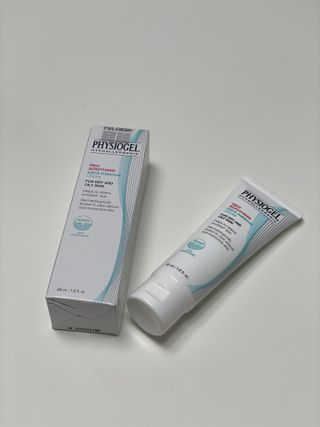 피지오겔 레드수딩 시카밸런스 크림 50ml — 5점을 준 리뷰어가 2022년 4월 올린 사용 사진