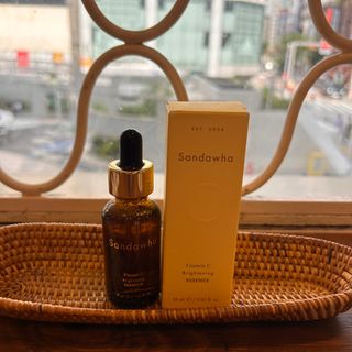 스킨큐어 산다화 비타민c 화이트닝 에센스 30ml — 5점을 준 리뷰어가 2023년 7월 올린 사용 사진