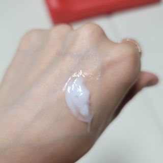 아이앤립 / EYENLIP 아이앤립 연어오일 리바이탈라이징 토너+앰플+크림 3종 세트 — 4점을 준 리뷰어가 2021년 6월 올린 사용 사진