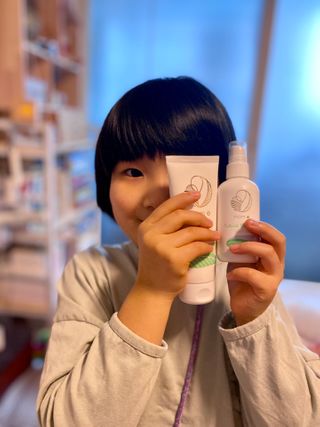 mom e 맘이 내추럴 베이비 케어 크림+바디오일 — 4점을 준 리뷰어가 2021년 2월 올린 사용 사진