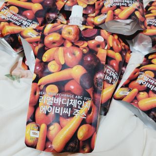 알쥬 리얼바디체인지 ABC주스 — 5점을 준 리뷰어가 2022년 8월 올린 사용 사진
