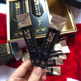 헬스업_천명진프리미엄홍삼스틱_10ml x 30포 — 5점을 준 리뷰어가 2021년 2월 올린 사용 사진