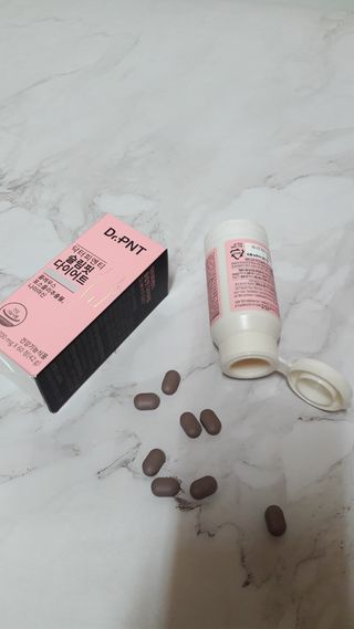 닥터피엔티 [Dr.PNT] 하루 2알로 건강한 다이어트! 한겨울에도 체지방만 쏙~ 슬림핏 다이어트 — 4점을 준 리뷰어가 2023년 3월 올린 사용 사진