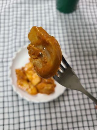 굽네몰 [굽네] 소스가 맛있는 닭가슴살 슬라이스 4종 — 5점을 준 리뷰어가 2021년 11월 올린 사용 사진