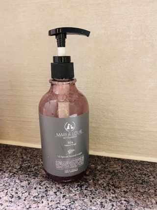 마리앤루이펫샴푸 [mari and louie pet shampoo] — 4점을 준 리뷰어가 2021년 5월 올린 사용 사진