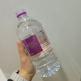 몽베스트 MONTBEST 1L 12입 — 5점을 준 리뷰어가 2022년 12월 올린 사용 사진
