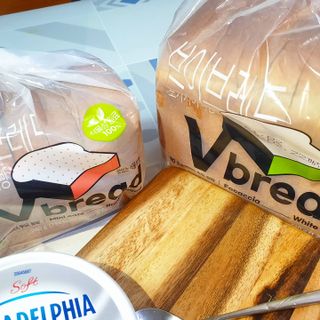롯데제과 Vbread 포카치아식빵1개 + 미니식빵 1개 + 머핀 2개 세트 — 5점을 준 리뷰어가 2021년 9월 올린 사용 사진