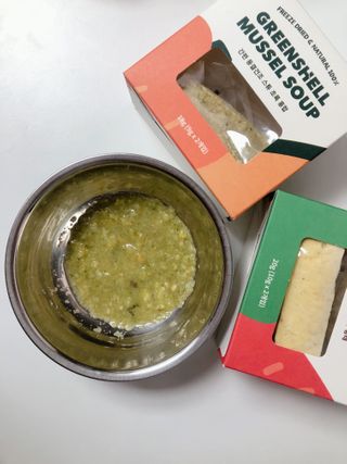 베이컨박스 [BACON] 강아지 수제간식 간편 동결건조 스튜 2종 - 황태, 초록 홍합 — 3.5점을 준 리뷰어가 2021년 1월 올린 사용 사진