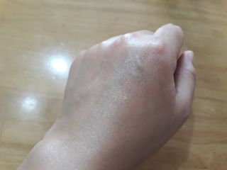 [녹산] 그린 솔루션 멀티 클렌징 오일 + 그린 솔루션 멀티 바디 미스트 — 5점을 준 리뷰어가 2022년 10월 올린 사용 사진