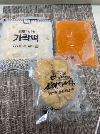 추억의 국민학교 떡볶이 국떡 뉴트로 5종 — 5점을 준 리뷰어가 2021년 11월 올린 사용 사진
