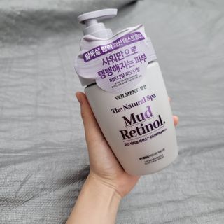 벨먼 내추럴 스파 머드레티놀 바디워시(그린로즈, 미드나잇 피오니) — 5점을 준 리뷰어가 2022년 6월 올린 사용 사진