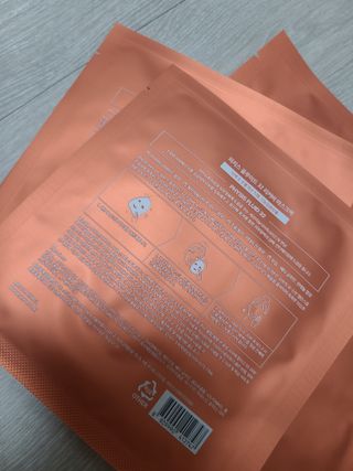 아노브코스메틱스 리커버 마스크팩 — 5점을 준 리뷰어가 2021년 11월 올린 사용 사진