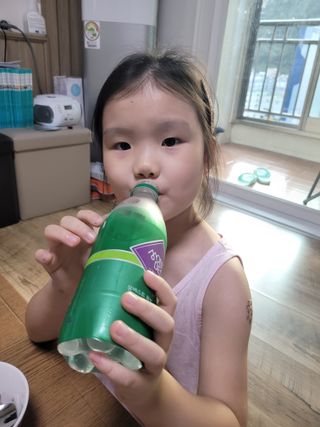 몽베스트 Montbest with Sparkling water Lime20병 — 5점을 준 리뷰어가 2021년 10월 올린 사용 사진
