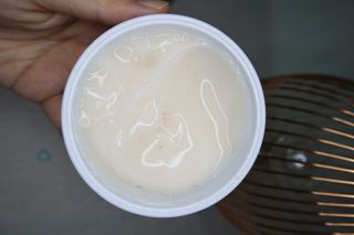 비엠비코 [썸머케어] 퀸79 노블 골드 아쿠아크림+더 선스틱 SPF50+PA+++ — 5점을 준 리뷰어가 2021년 5월 올린 사용 사진