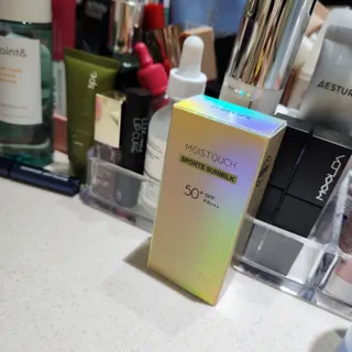 아이레시피 모이스트터치 스포츠 선밀크 50ml (SPF50+ PA+++) — 5점을 준 리뷰어가 2023년 6월 올린 사용 사진