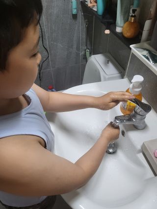 오쎄 메디버블 핸드워시폼 500ml 1+1 (그린애플향) — 5점을 준 리뷰어가 2023년 5월 올린 사용 사진