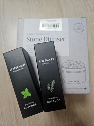 [코코도르] 스톤 에센셜 디퓨저 세트 (틴케이스+스톤+에센셜오일 20ml*2ea) — 5점을 준 리뷰어가 2024년 8월 올린 사용 사진