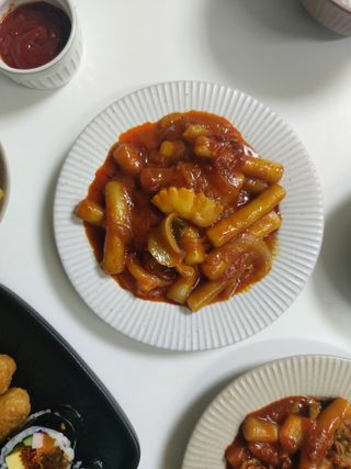 한성기업 무볼레 닭떡볶이+해물떡볶이 2종 세트 — 5점을 준 리뷰어가 2021년 9월 올린 사용 사진