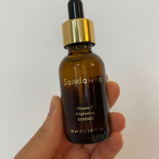 스킨큐어 산다화 비타민c 화이트닝 에센스 30ml — 5점을 준 리뷰어가 2023년 12월 올린 사용 사진