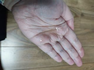 스킨큐어 산다화 순한 클렌징 동백 오일 200ml — 4점을 준 리뷰어가 2023년 4월 올린 사용 사진