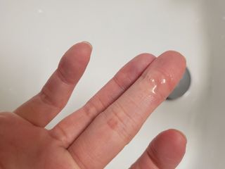 건선/아토피/트러블 두피 각질 케어 소리온 샴푸&플루이드 Shampoo & Fluid — 5점을 준 리뷰어가 2022년 2월 올린 사용 사진