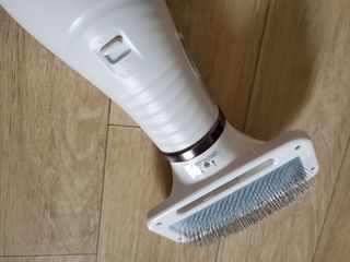 아베크 펫 강아지 고양이 애견 에어 브러쉬 드라이기 올인원 — 3점을 준 리뷰어가 2021년 7월 올린 사용 사진