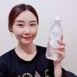 아쿠아스 플레이버워터 ★[아쿠아스] 제로칼로리 플레이버워터 복숭아/청포도 1BOX 20개입 — 5점을 준 리뷰어가 2021년 4월 올린 사용 사진