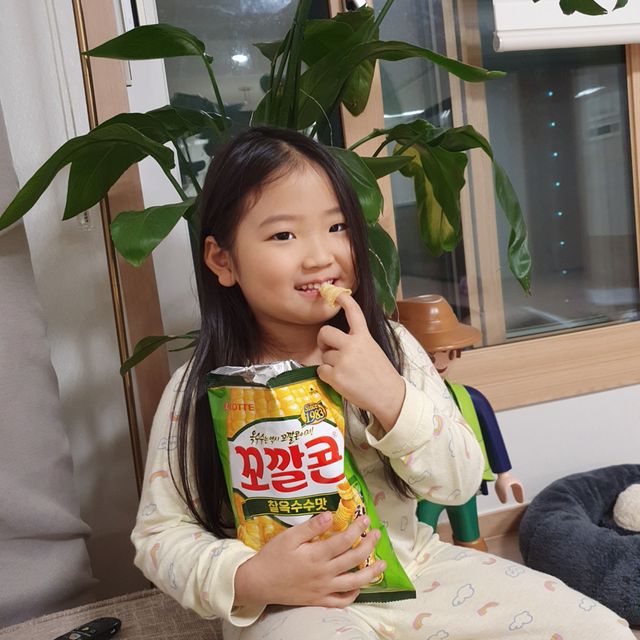 꼬깔콘 찰옥수수맛 리뷰 사진