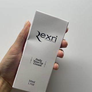 렉스리 데일리 톤업 크림 Rexri Daily Tone Up Cream — 5점을 준 리뷰어가 2022년 8월 올린 사용 사진