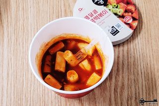 나우  [요리궁리] 매콤달콤 꽃떡볶이 6개입 세트 — 5점을 준 리뷰어가 2025년 1월 올린 사용 사진
