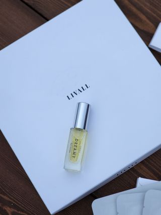 리브얼 | LIVALL 바이오셀룰로오스 마스크 레스트 앤 글로우 33ml  x 3개입 — 5점을 준 리뷰어가 2022년 6월 올린 사용 사진