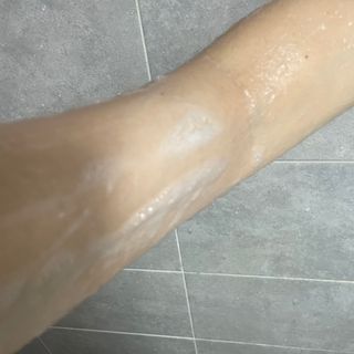 빅그린 니치 퍼퓸 바이옴바디워시 500ml(상탈, 블랙베리&베이, 블랑쉐 3종 중 택1) — 5점을 준 리뷰어가 2022년 8월 올린 사용 사진