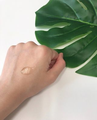 김정문알로에 큐어 큐어 맥시 알로에베라 겔 크림 — 5점을 준 리뷰어가 2021년 3월 올린 사용 사진