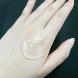 김정문알로에 큐어 큐어 맥시 알로에베라 겔 크림 — 5점을 준 리뷰어가 2021년 2월 올린 사용 사진