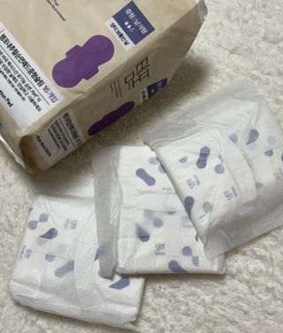 N[템포] 템포 패드 내추럴 순면 생리대 SET(중형 슬림 + 대형 + 라이너) — 5점을 준 리뷰어가 2024년 2월 올린 사용 사진