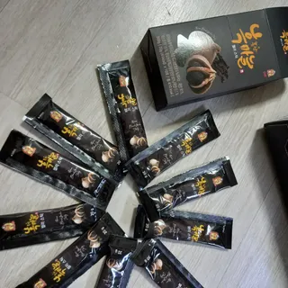 젤리드림 [젤리스틱 3종] 홍삼흑마늘, 동충하초, 석류콜라겐 — 5점을 준 리뷰어가 2022년 9월 올린 사용 사진