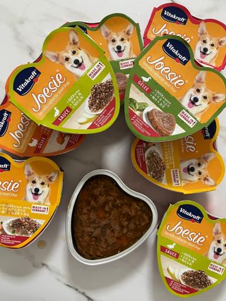 비타크래프트 조에시 하트캔 85g 강아지 습식캔 10캔 — 5점을 준 리뷰어가 2021년 10월 올린 사용 사진