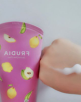 [후르디아] 과즙 뿜뿜_모과 바디워시+바디에센스 세트 — 5점을 준 리뷰어가 2021년 1월 올린 사용 사진