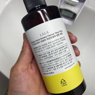 라라로즈데이 시즌2 여성청결제 200ml 아로마 페미민 클렌저, 독일더마인증 — 5점을 준 리뷰어가 2021년 9월 올린 사용 사진
